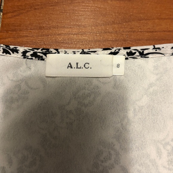 A.L.C. Monochrome Patterned Mini Skirt Sz 8 - Picture 2 of 6